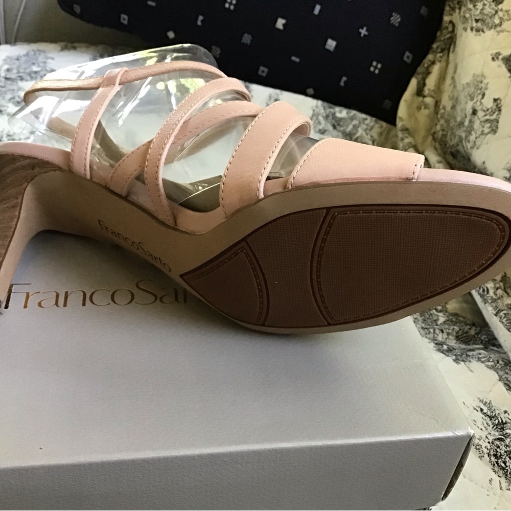 **New** with box, Franco Sarto 8M L-Olian strappy sandal! - Picture 9 of 9